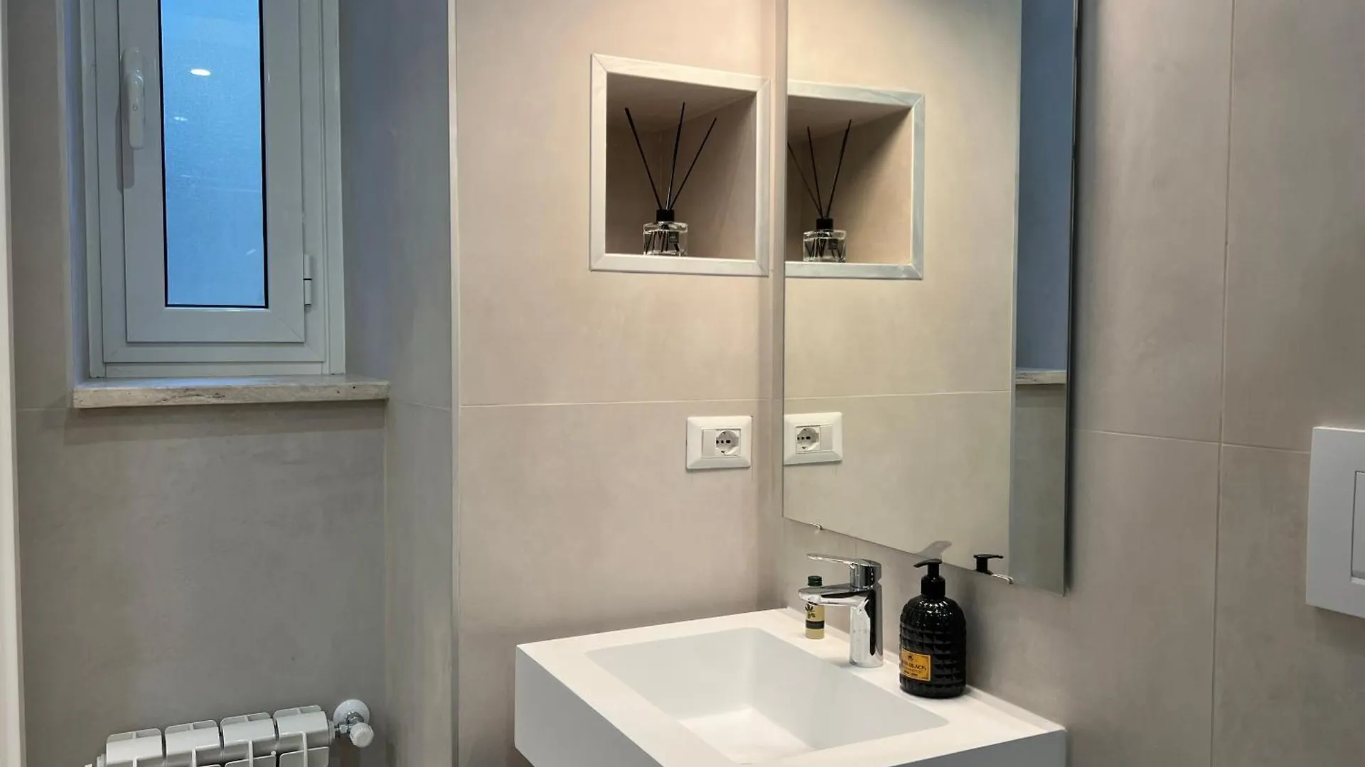 Maison Almo Roma Italia