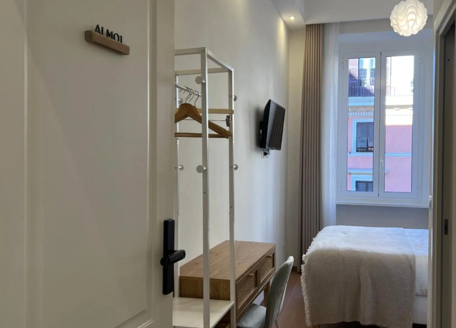 Maison Almo Rome 0*,