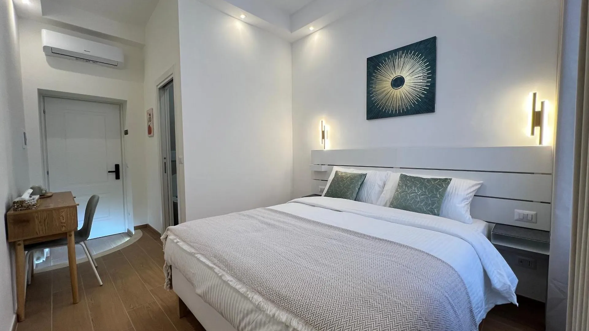 Maison Almo Rome 0*,  Italy